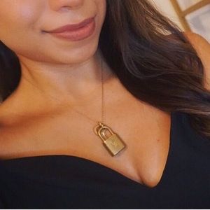 16” gold plated chain with vintage LV lock and key